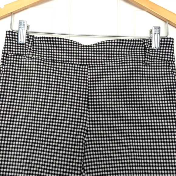 Jules & Leopold Black and White Checkered Ankle Pants with Floral Embroidery - Picture 3 of 5